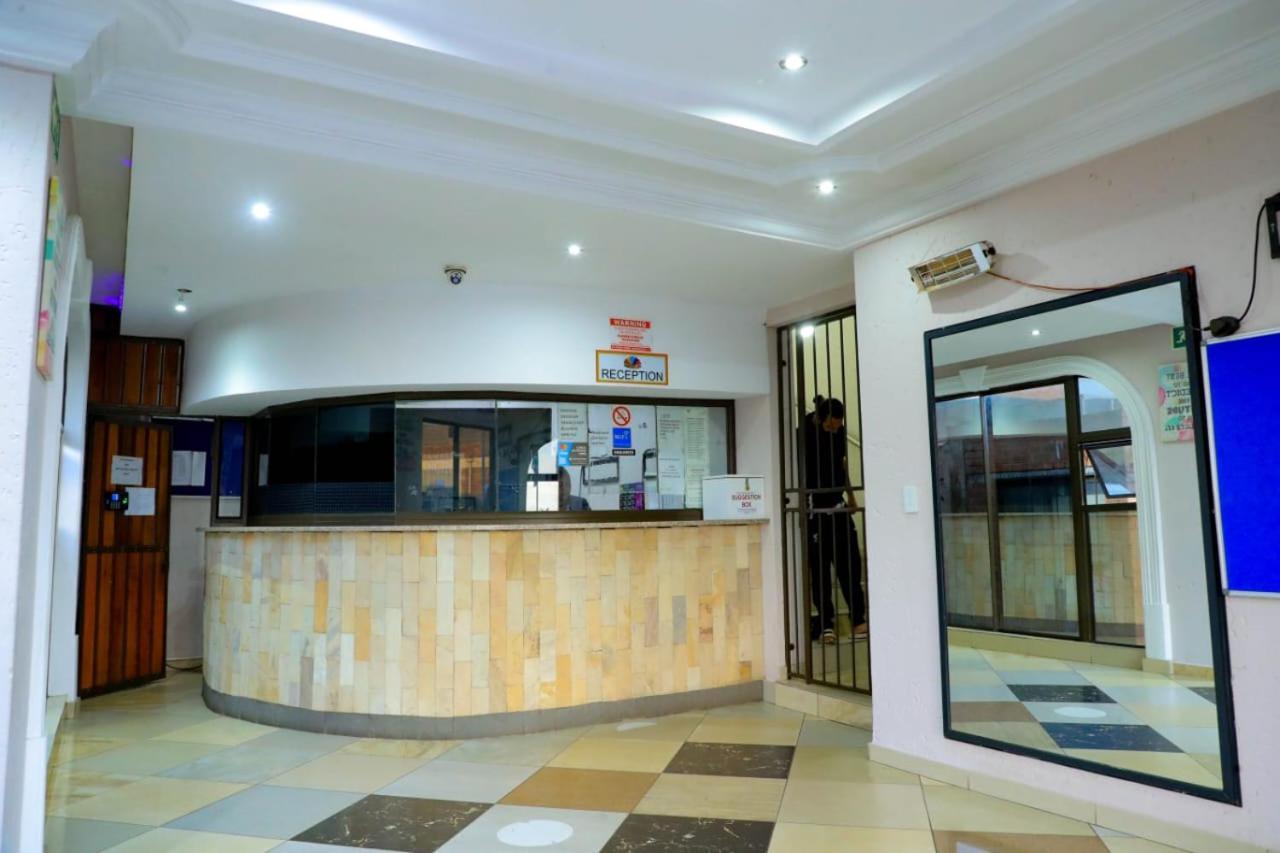 Yeoville Hotel Joanesburgo Exterior foto